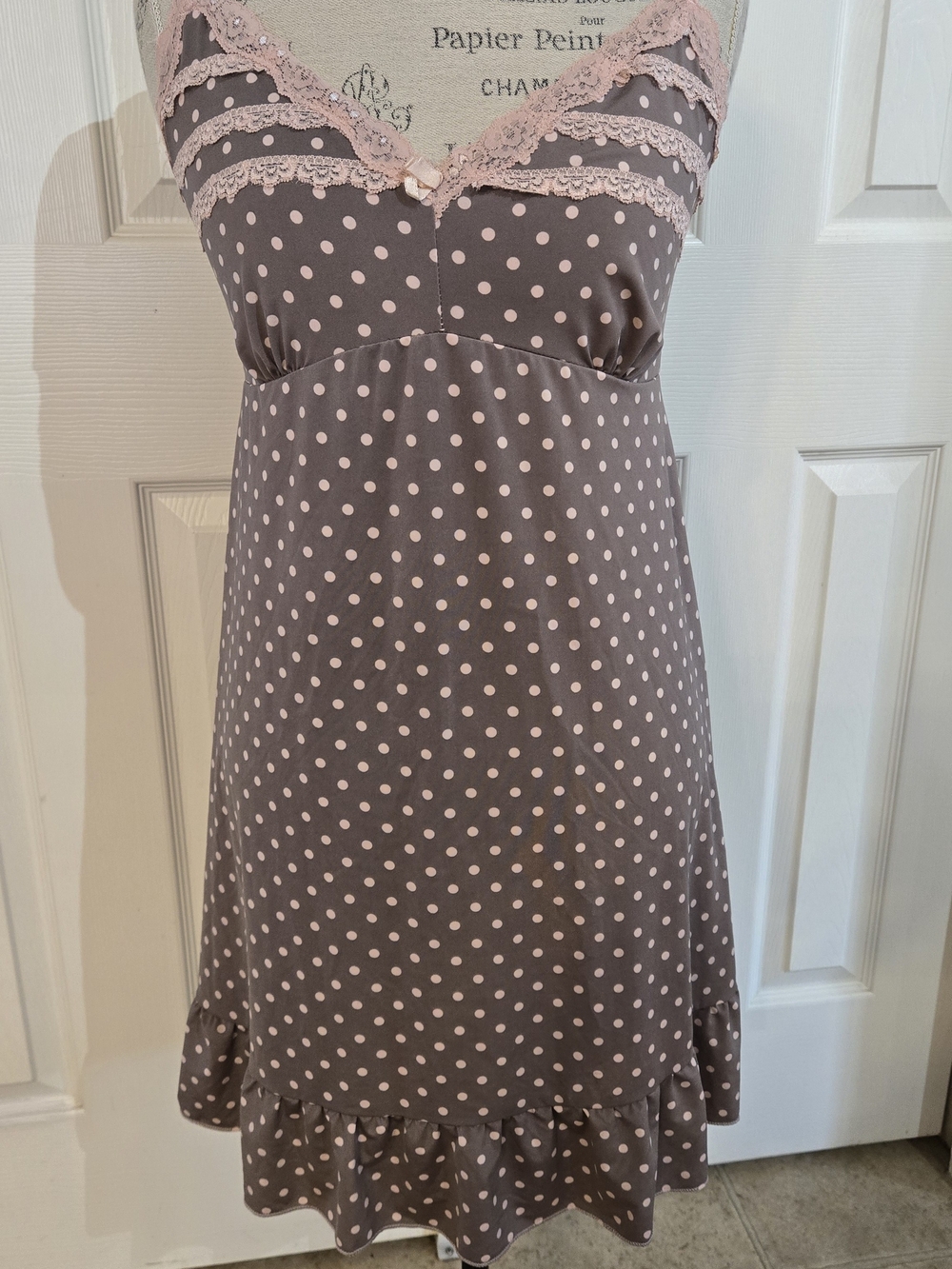 Delta Burke Taupe Polka Dot Chemise with Pink Lace Trim
